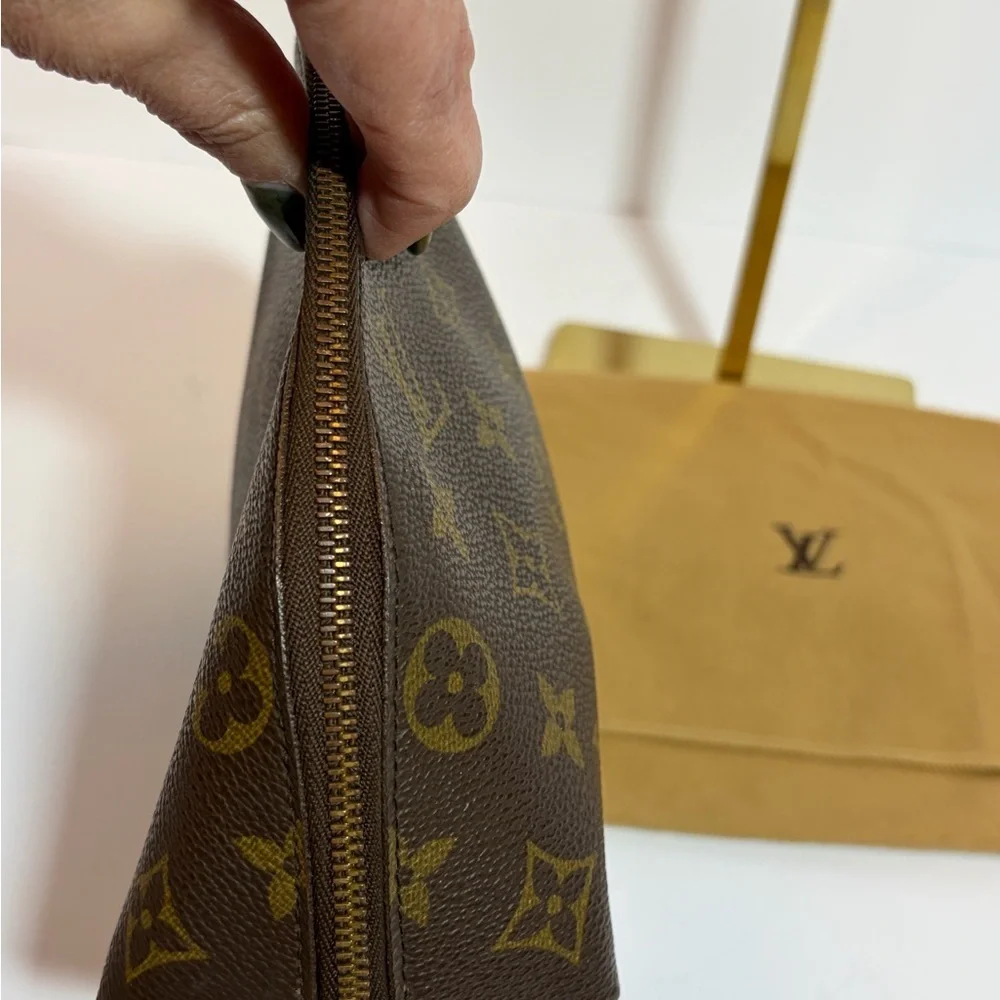Louis Vuitton Monogram Large size Cosmetic Case in Brown and Gold